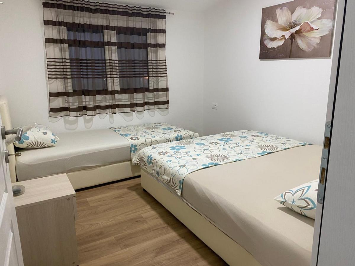 Apartments Ivanovic Бар Екстер'єр фото